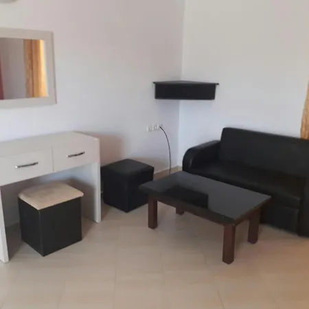 Hotel Marilena Ksamil فندق