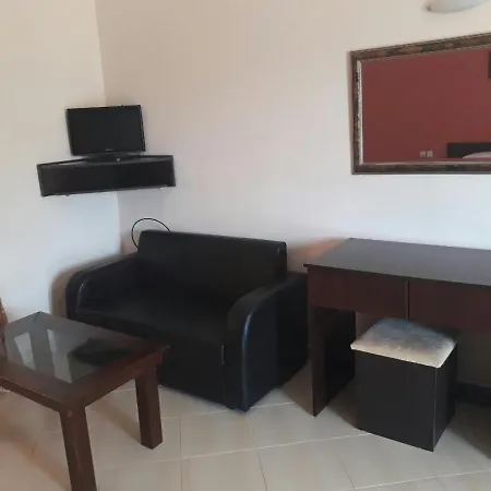 Hotel Marilena Ksamil فندق 3*