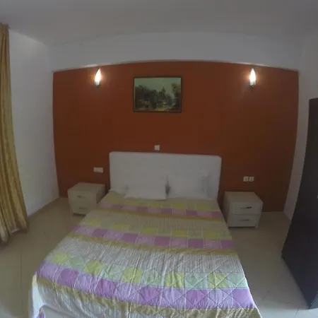 Hotel Marilena Ksamil 3* كساميل