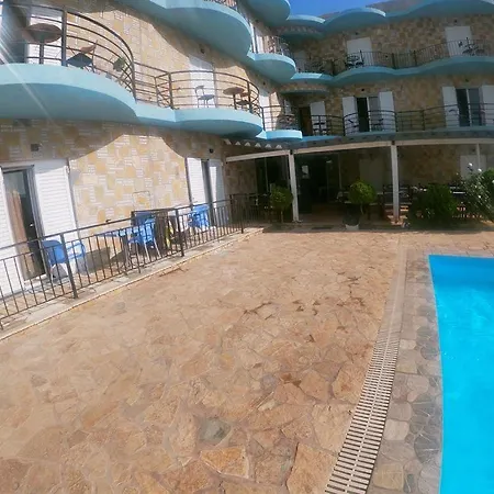 Hotel Ariana