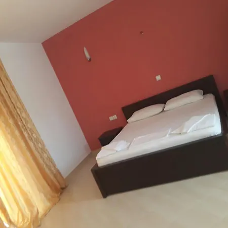 Hotel Ariana Hotel