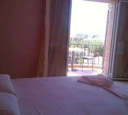 Hotel Ariana
